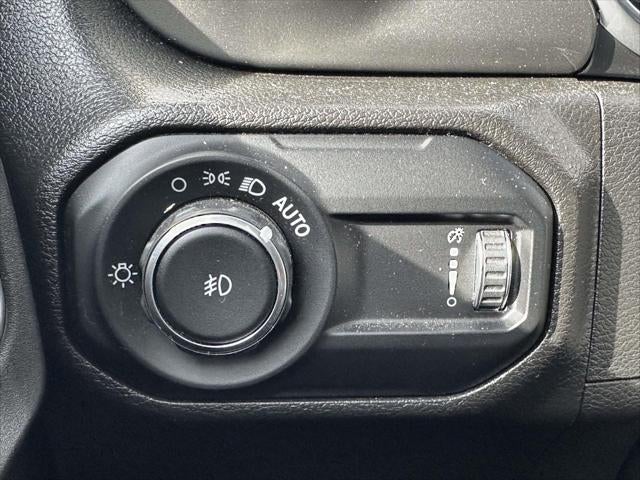 2023 Jeep Wrangler 4-Door Sahara 4x4