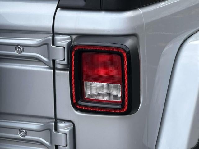 2023 Jeep Wrangler 4-Door Sahara 4x4