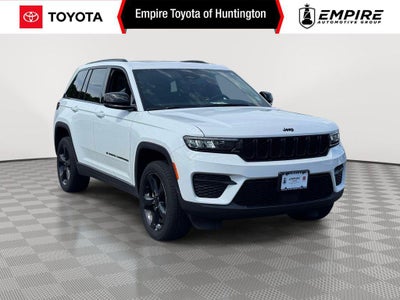 2023 Jeep Grand Cherokee Altitude 4x4