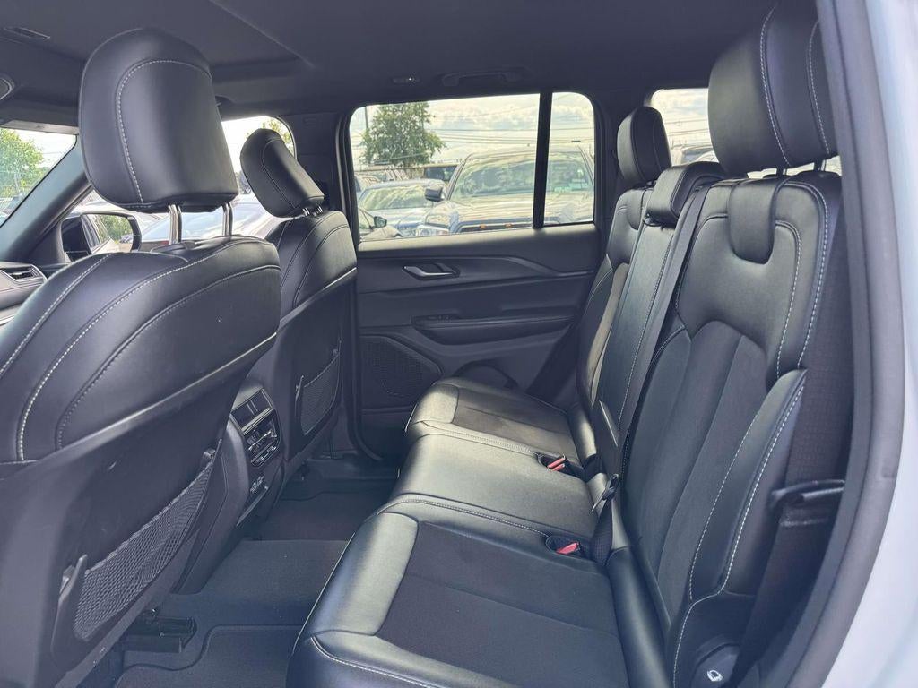 2023 Jeep Grand Cherokee Altitude 4x4