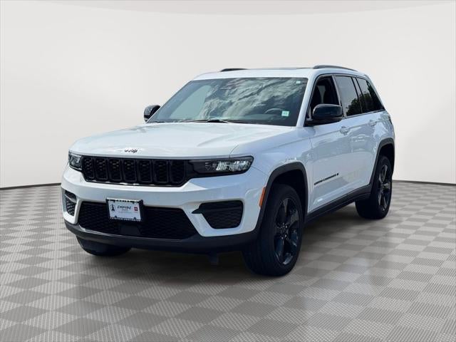 2023 Jeep Grand Cherokee Altitude 4x4