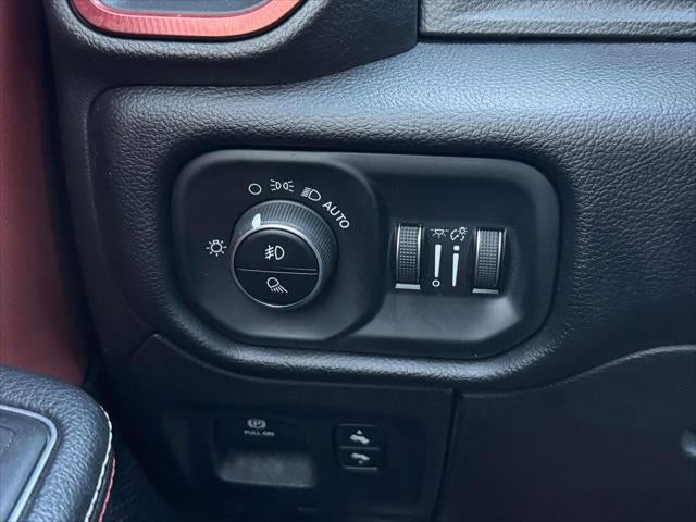 2019 RAM 1500 Rebel Quad Cab 4x4 64' Box