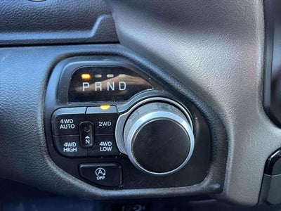 2022 RAM 1500 Big Horn Crew Cab 4x4 57' Box