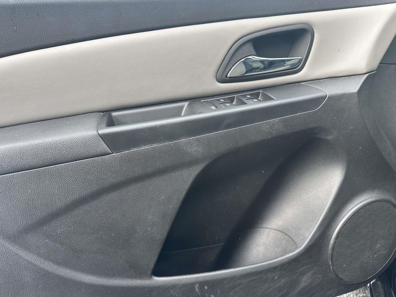 2011 Chevrolet Cruze LS