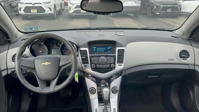 2011 Chevrolet Cruze LS