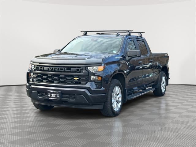 2022 Chevrolet Silverado 1500 4WD Crew Cab Standard Bed Custom