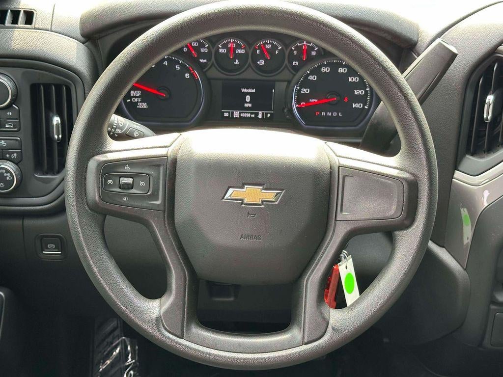 2021 Chevrolet Silverado 1500 4WD Crew Cab Short Bed Custom