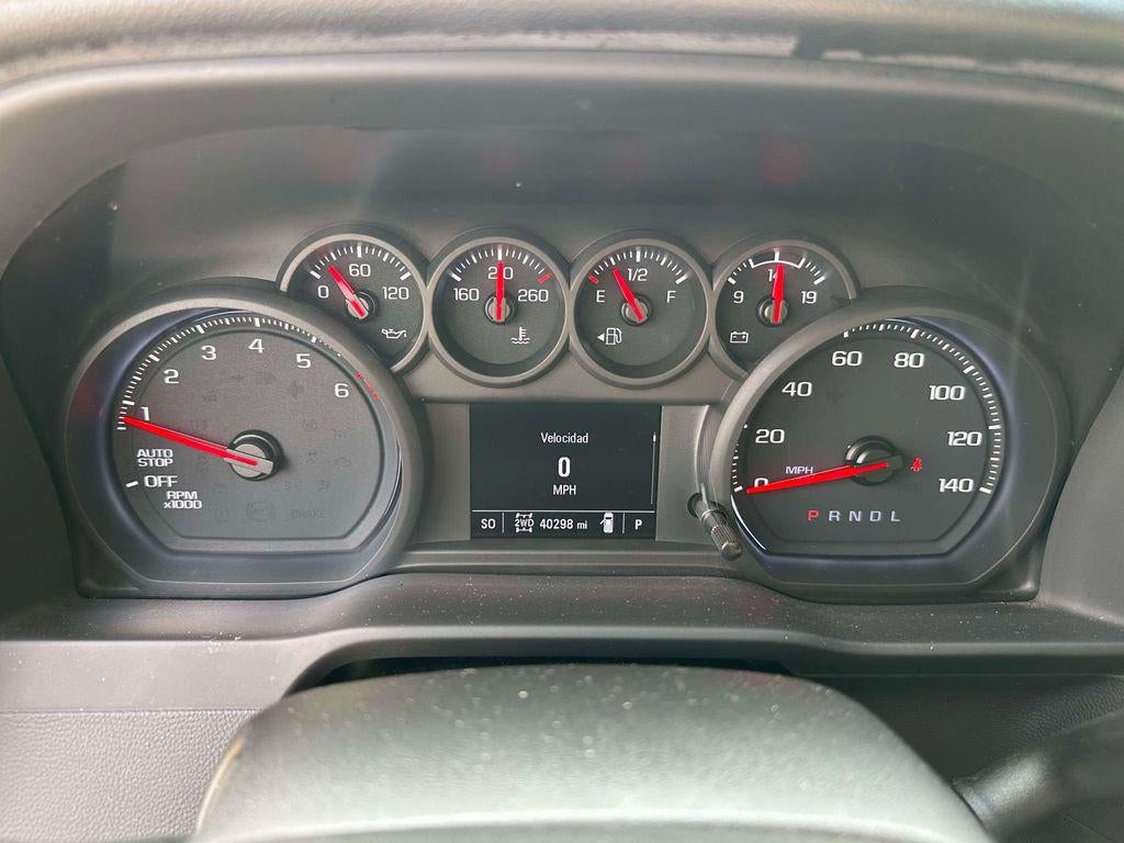2021 Chevrolet Silverado 1500 4WD Crew Cab Short Bed Custom