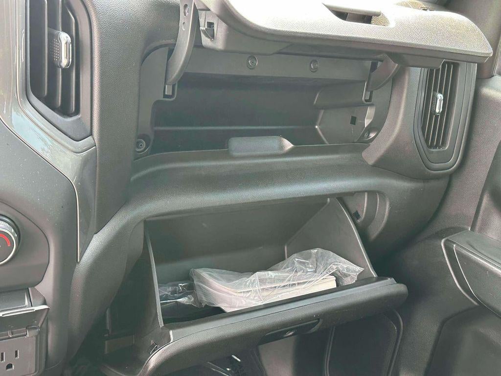 2021 Chevrolet Silverado 1500 4WD Crew Cab Short Bed Custom