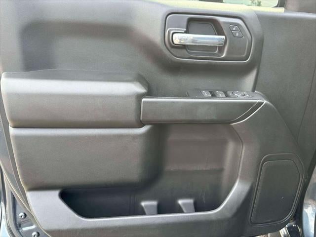 2021 Chevrolet Silverado 1500 4WD Crew Cab Short Bed Custom