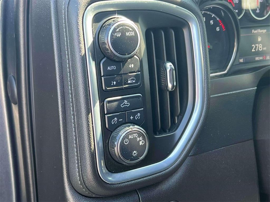 2021 Chevrolet Silverado 1500 4WD Crew Cab Short Bed LT