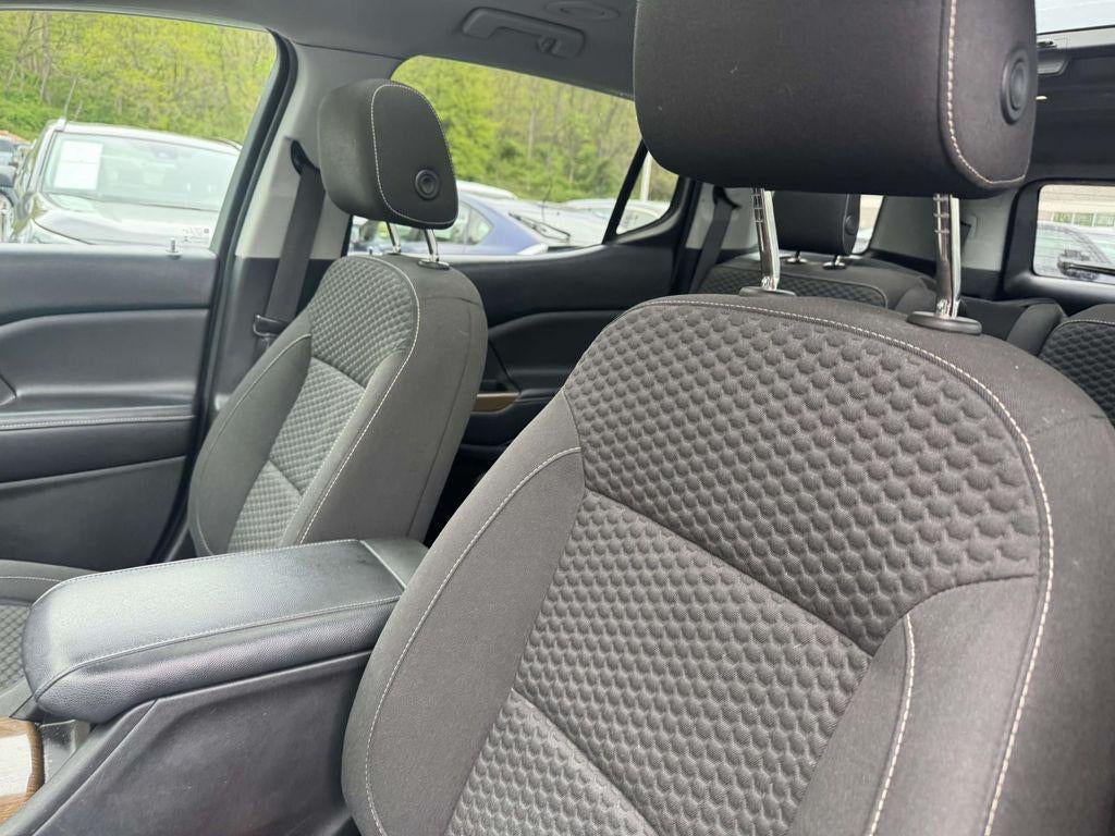 2018 GMC Acadia SLE-2