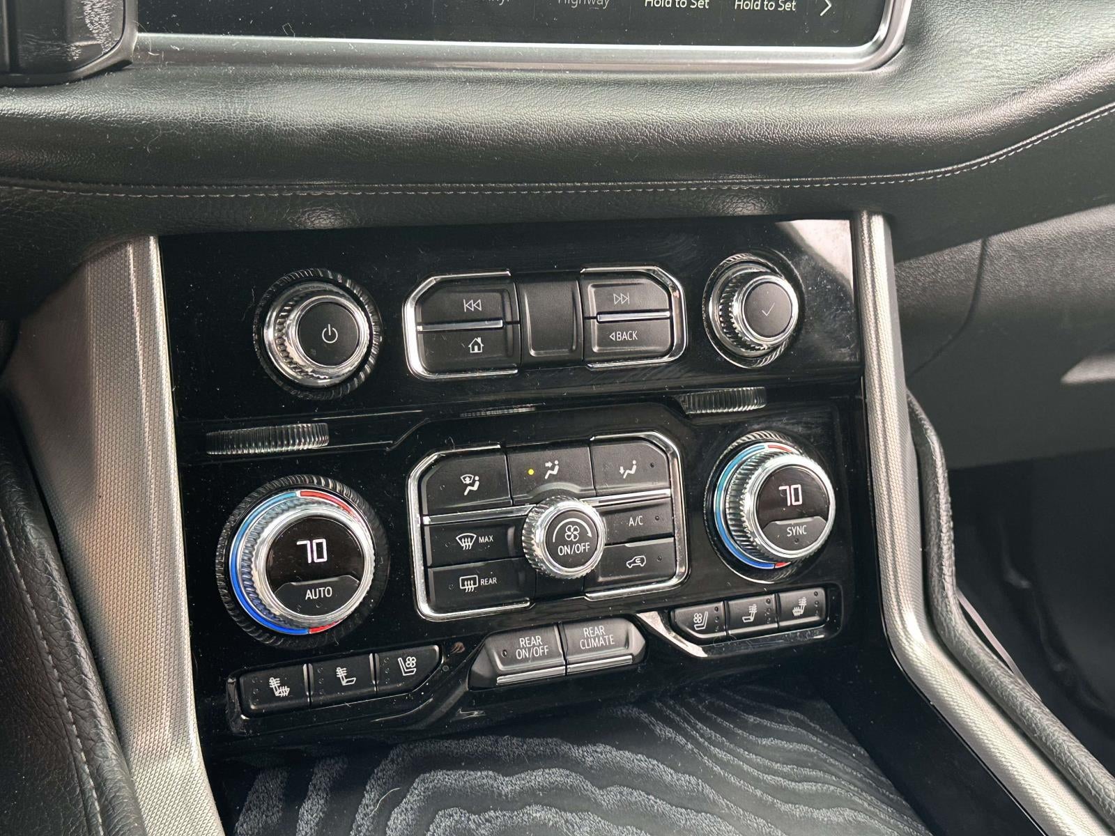 2022 GMC Yukon XL 4WD Denali