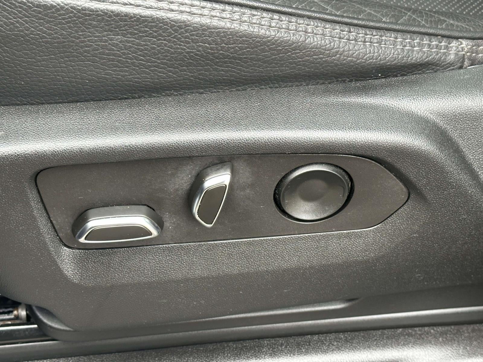 2022 GMC Yukon XL 4WD Denali