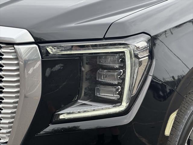 2022 GMC Yukon XL 4WD Denali