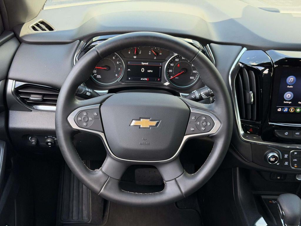 2023 Chevrolet Traverse FWD LT Cloth