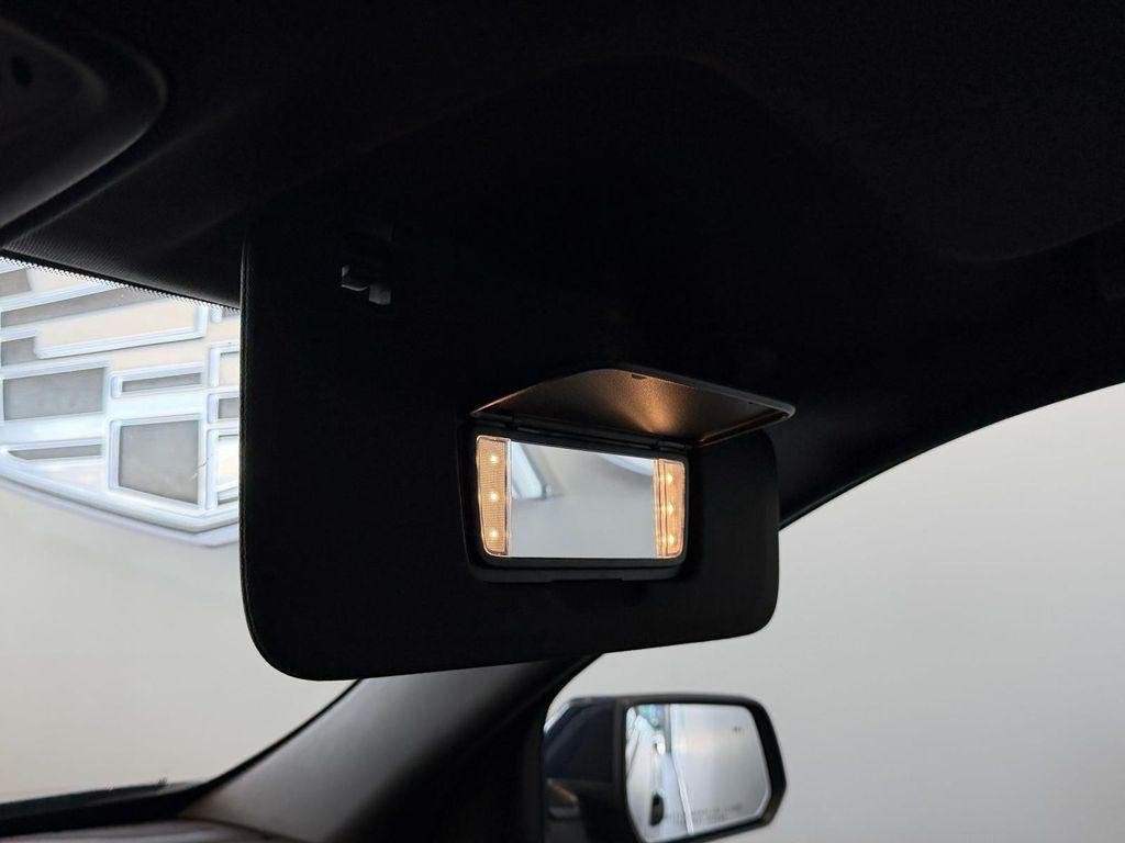 2023 Chevrolet Traverse FWD LT Cloth