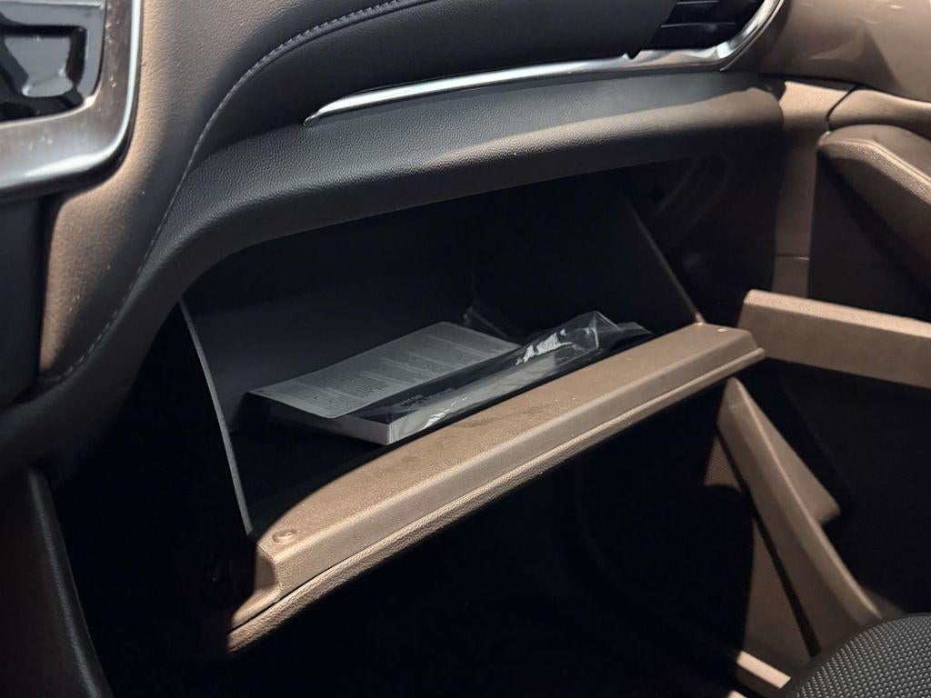 2023 Chevrolet Traverse FWD LT Cloth