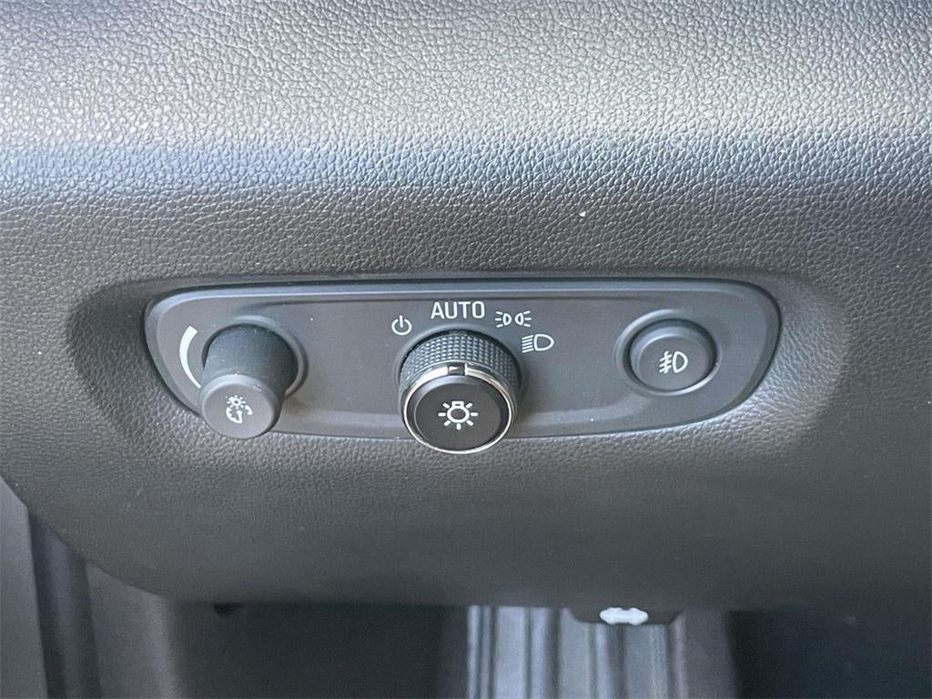 2021 Chevrolet Traverse AWD LT Leather