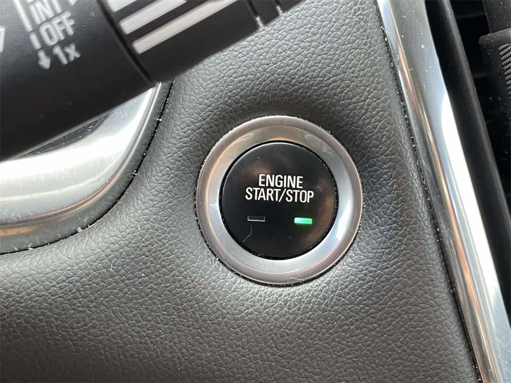 2021 Chevrolet Traverse AWD LT Leather