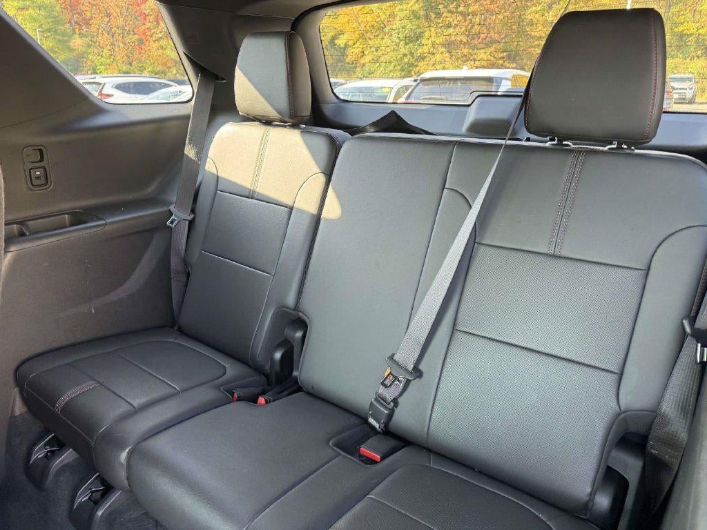 2022 Chevrolet Traverse AWD RS