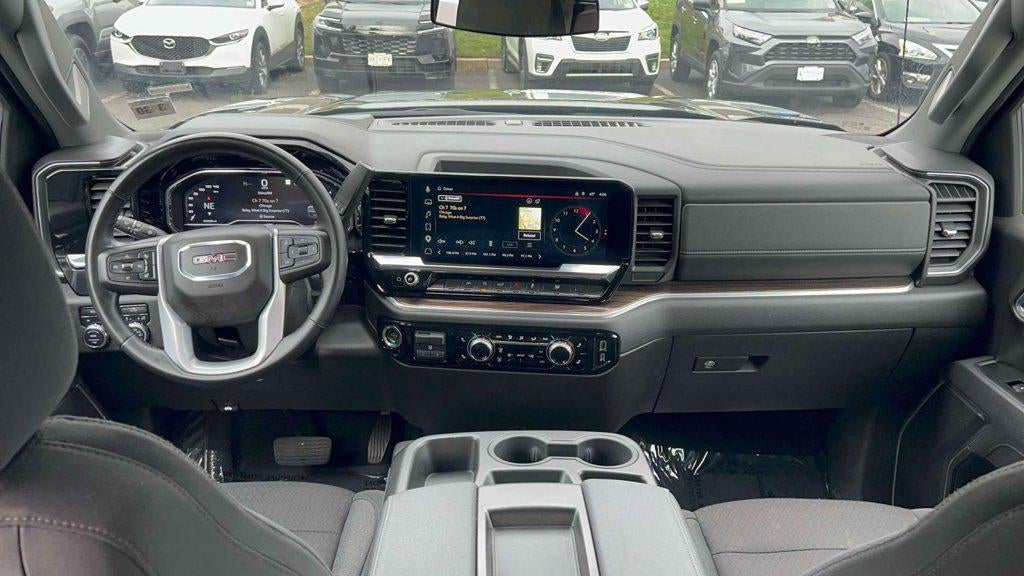 2025 GMC Sierra 1500 4WD Crew Cab Short Box Elevation with 3VL