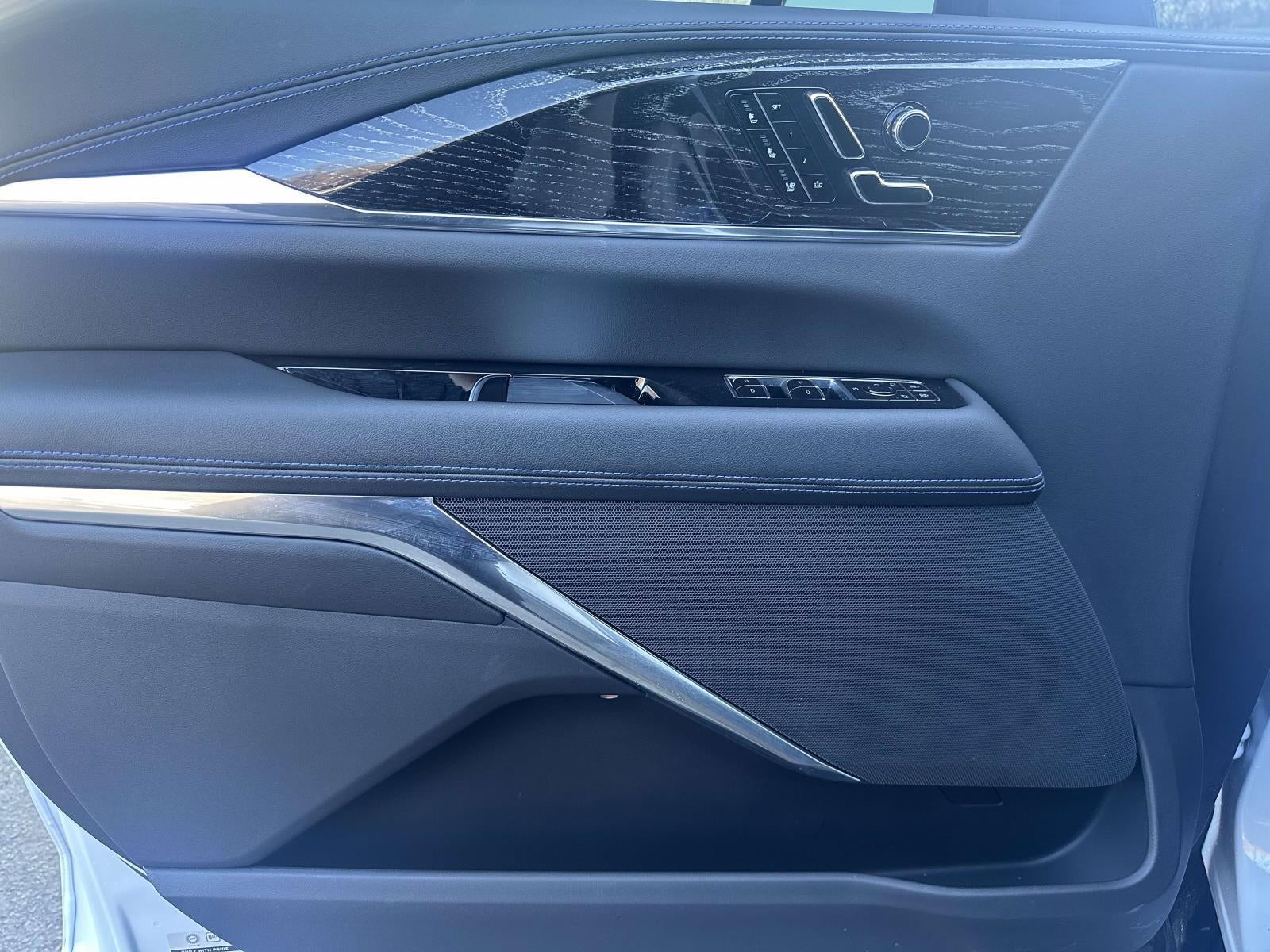 2026 Cadillac ESCALADE IQ Sport