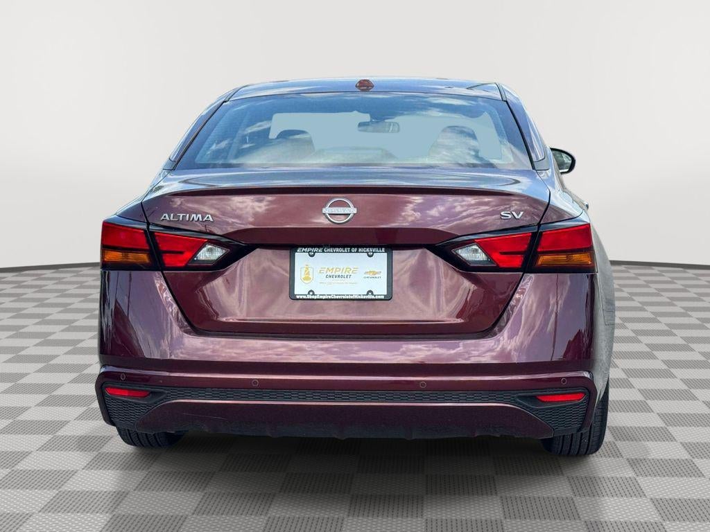 2024 Nissan Altima SV FWD