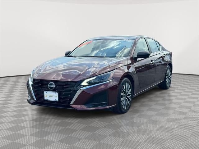 2024 Nissan Altima SV FWD