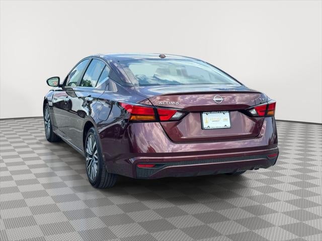 2024 Nissan Altima SV FWD