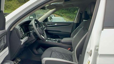 2024 Volkswagen Atlas 2.0T Peak Edition SE w/Technology