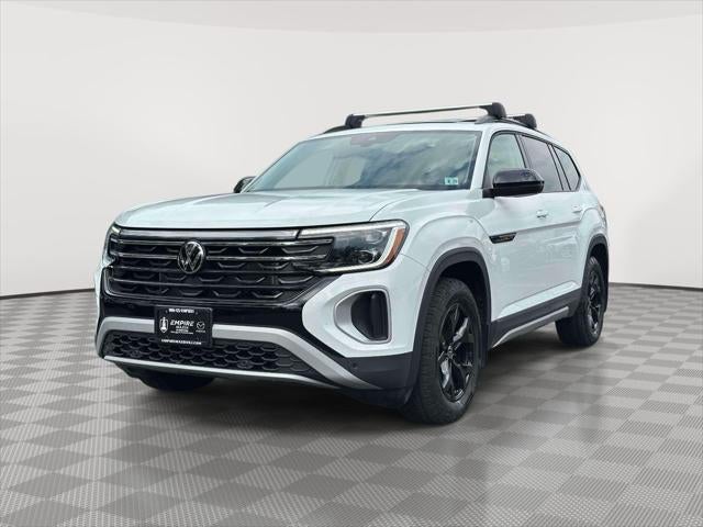 2024 Volkswagen Atlas 2.0T Peak Edition SE w/Technology
