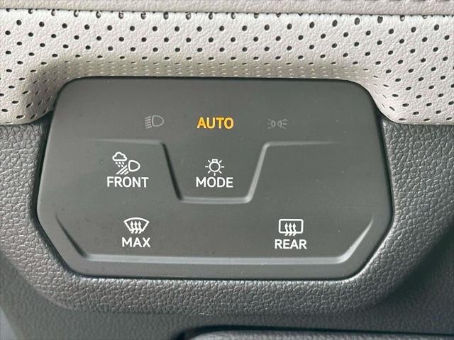 2024 Volkswagen Atlas 2.0T Peak Edition SE w/Technology