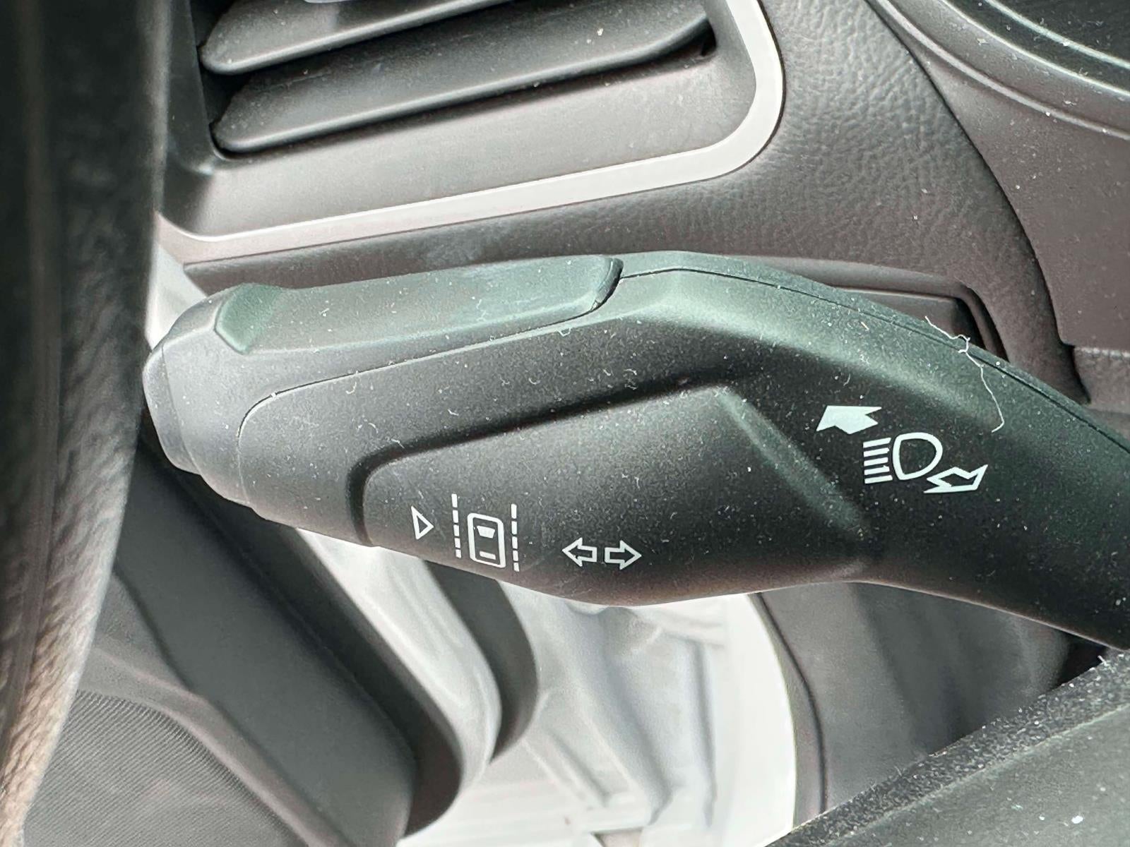 2023 Ford Edge SE