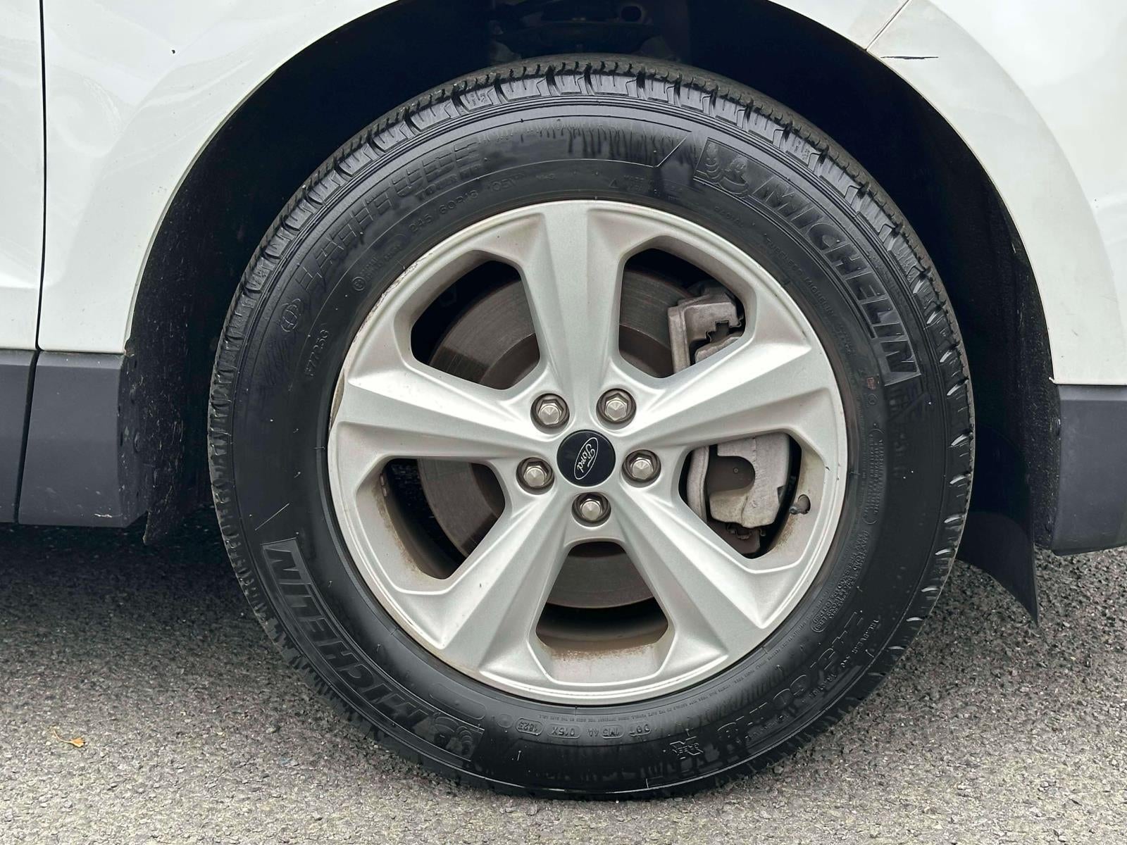 2023 Ford Edge SE