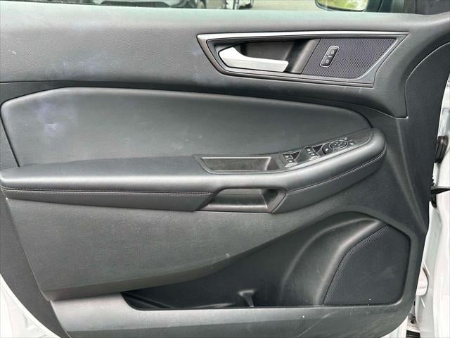 2023 Ford Edge SE