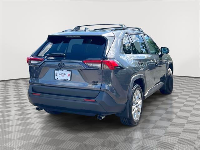 2025 Toyota Rav4 XLE Premium