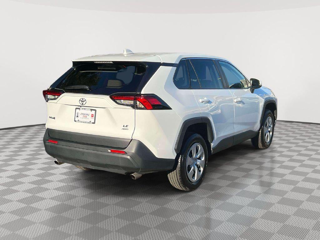 2025 Toyota RAV4 LE