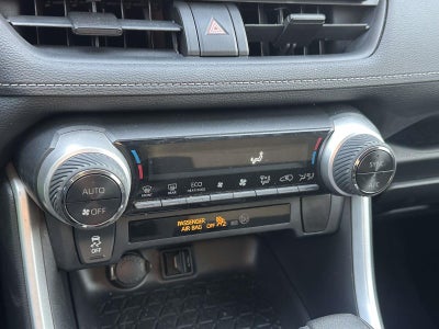 2020 Toyota RAV4 Hybrid LE