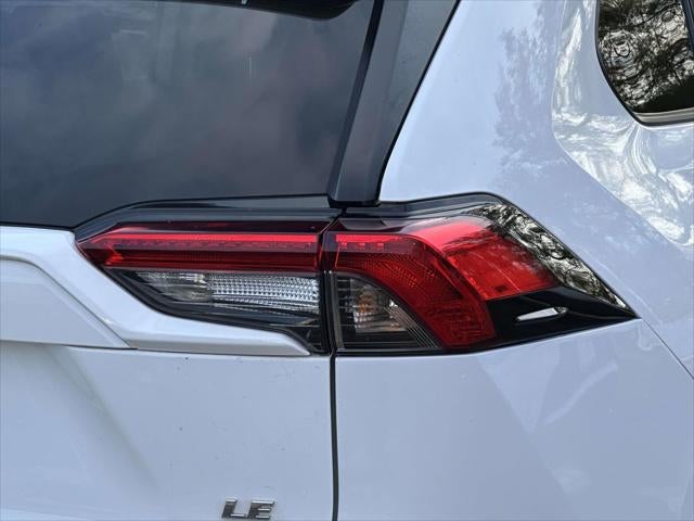 2020 Toyota RAV4 Hybrid LE