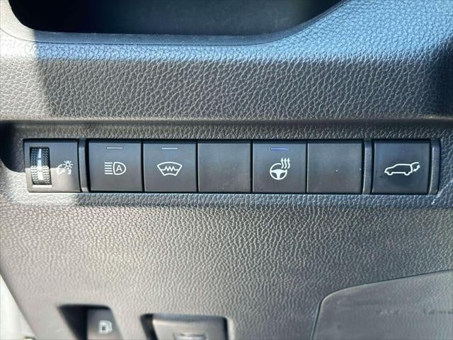 2024 Toyota RAV4 Hybrid SE