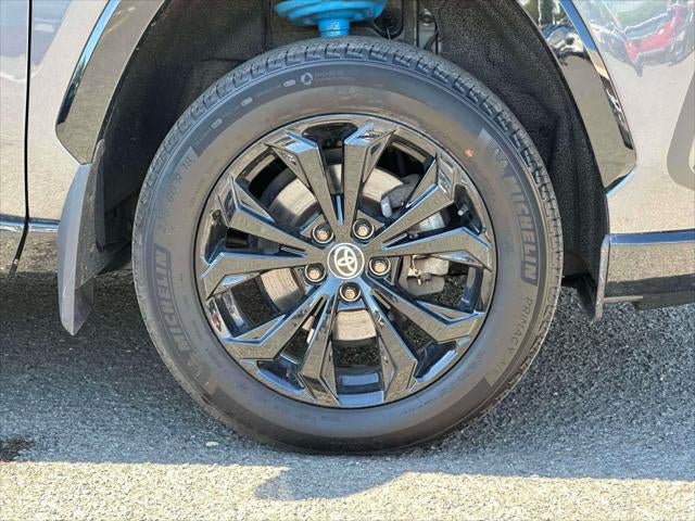 2024 Toyota RAV4 Hybrid SE