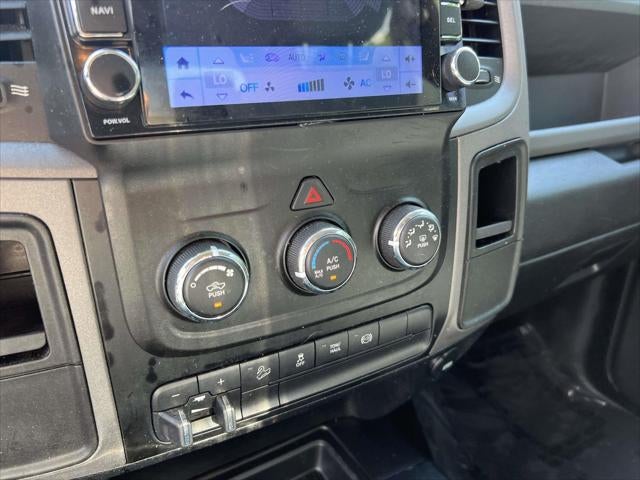 2018 RAM 2500 Tradesman Crew Cab 4x4 64' Box