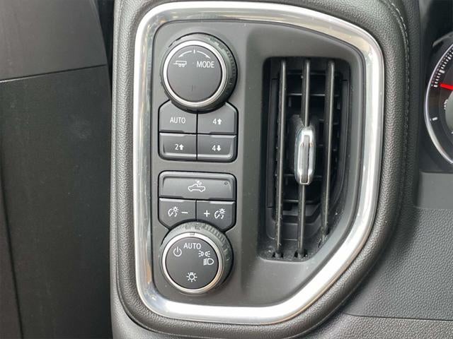 2022 Chevrolet Silverado 1500 LTD 4WD Crew Cab Short Bed LT