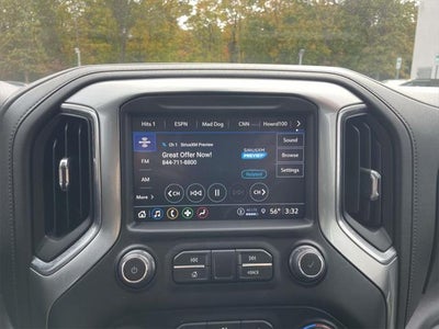 2022 Chevrolet Silverado 1500 LTD 4WD Crew Cab Short Bed LT