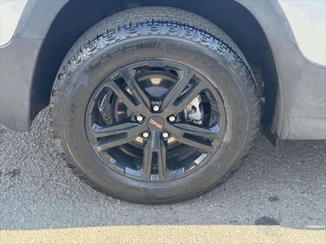 2024 GMC Terrain AWD AT4