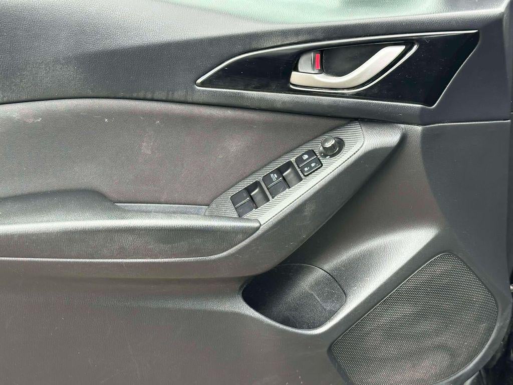 2016 Mazda Mazda3 i Touring