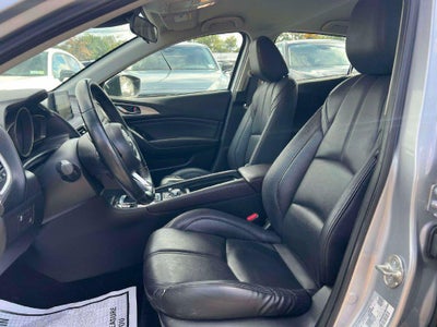 2018 Mazda Mazda3 5-Door Touring