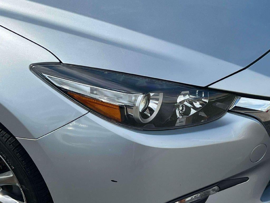 2018 Mazda Mazda3 5-Door Touring