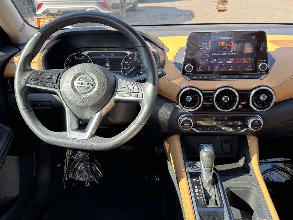 2021 Nissan Sentra SV Xtronic CVT